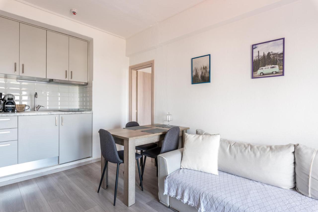 Minimalist Apartments W/ View Thessaloníki Luaran gambar
