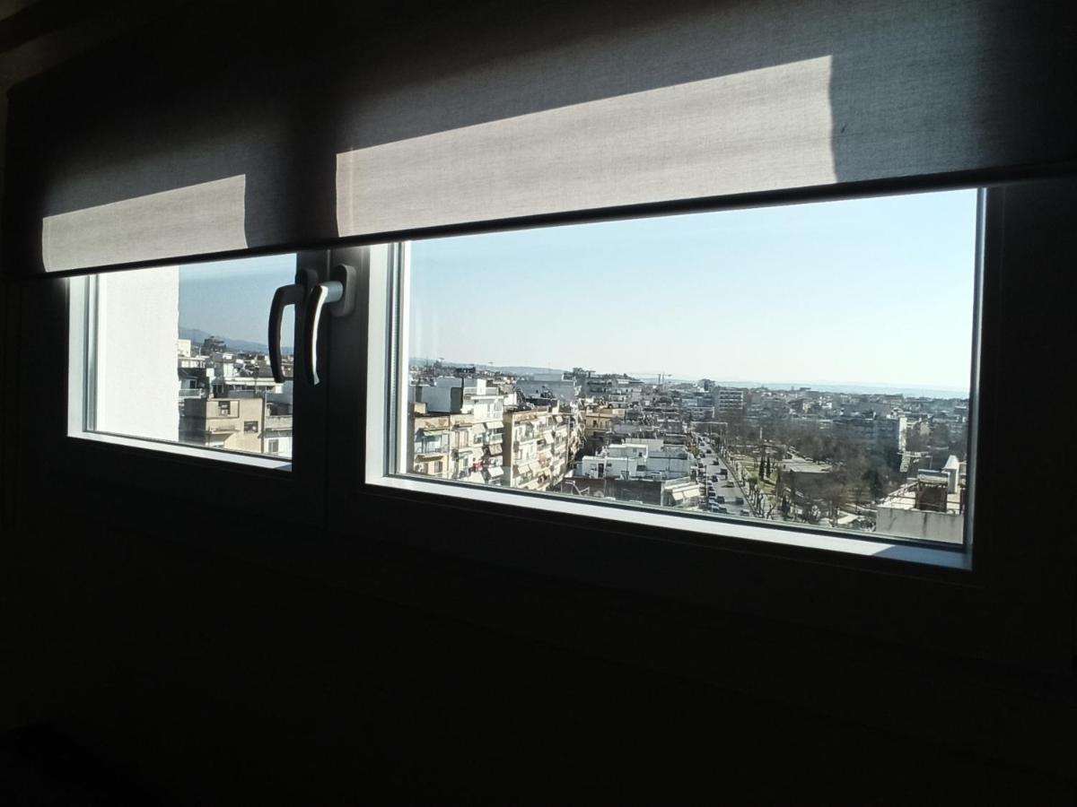 Minimalist Apartments W/ View Thessaloníki Luaran gambar