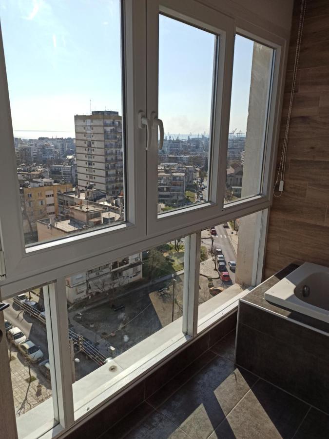 Minimalist Apartments W/ View Thessaloníki Luaran gambar