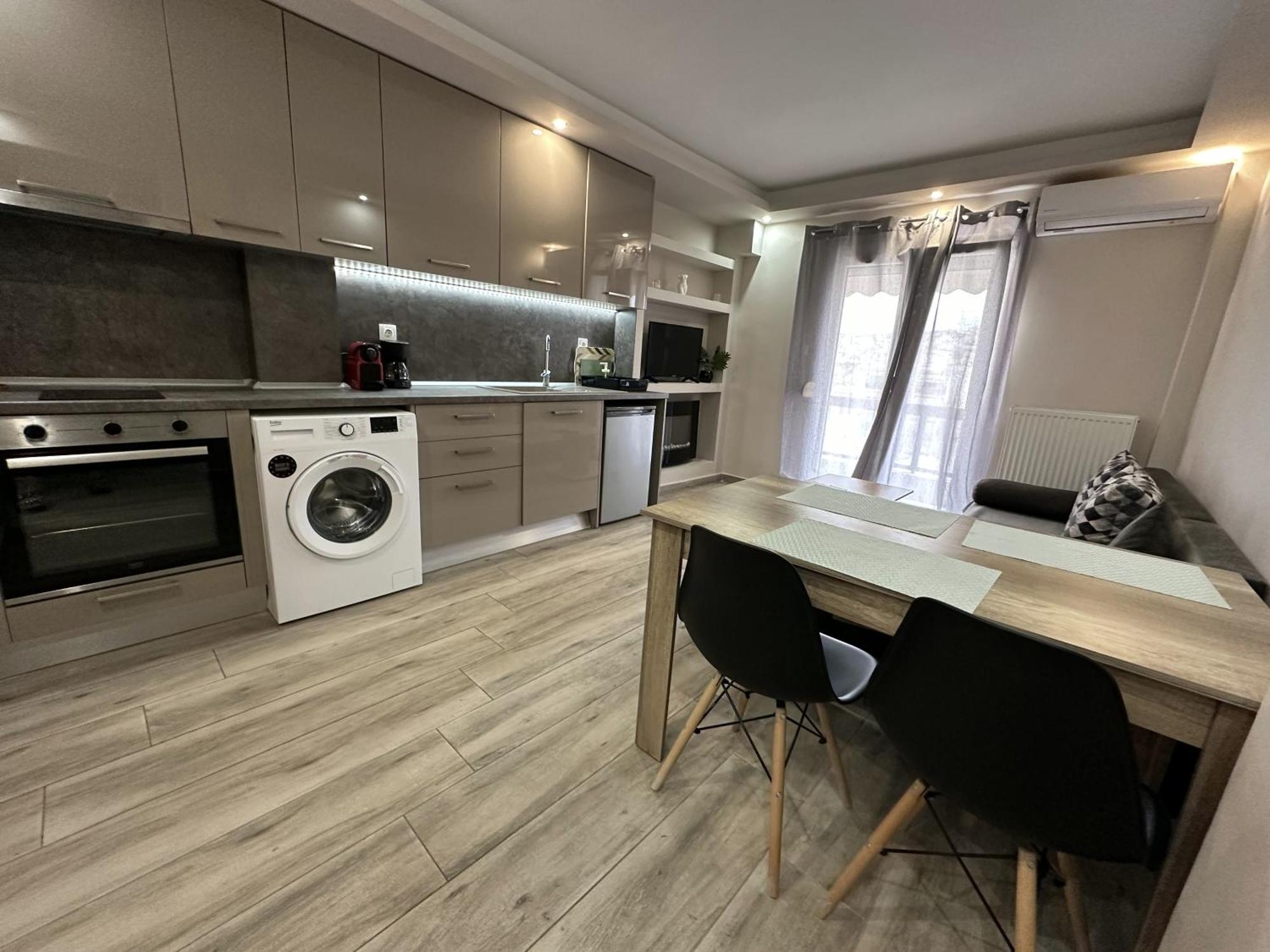 Minimalist Apartments W/ View Thessaloníki Luaran gambar